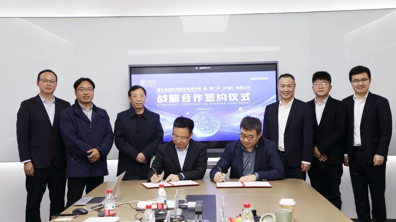 c6688564-f9fb-42e3-a82a-95f65dbd01e3.jpg c6688564-f9fb-42e3-a82a-95f65dbd01e3.jpg